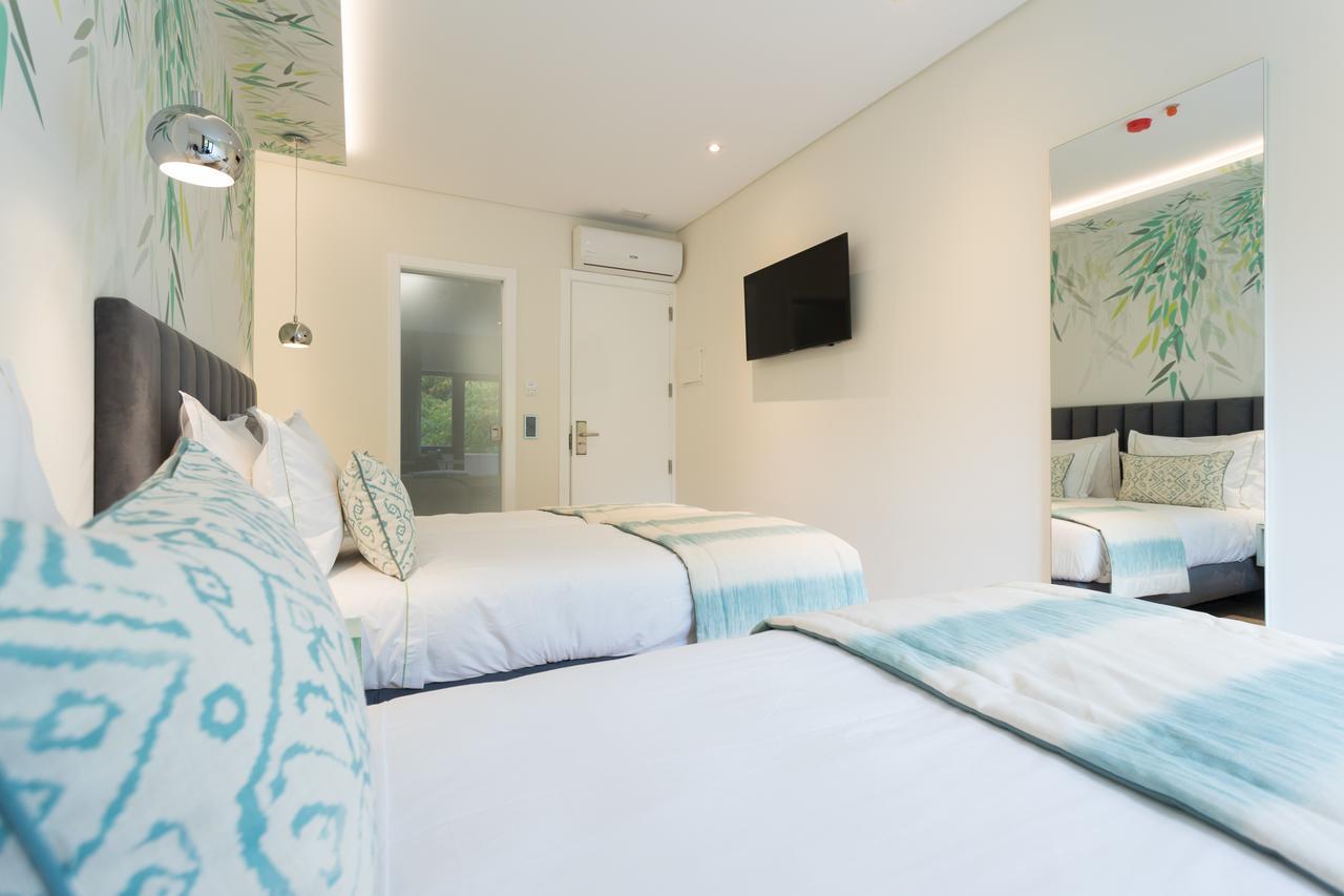 Chambre Lits Jumeaux avec Salle de Bains Privative